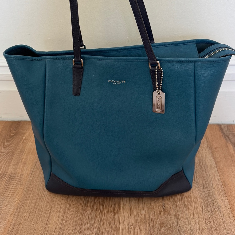 Coach Saffiano Leather City Tote Blue Colorblock - Picture 2 of 6